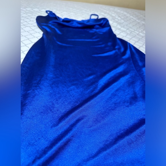 Windsor, Beautiful electric blue dress like new, size 4 - Picture 4 of 5